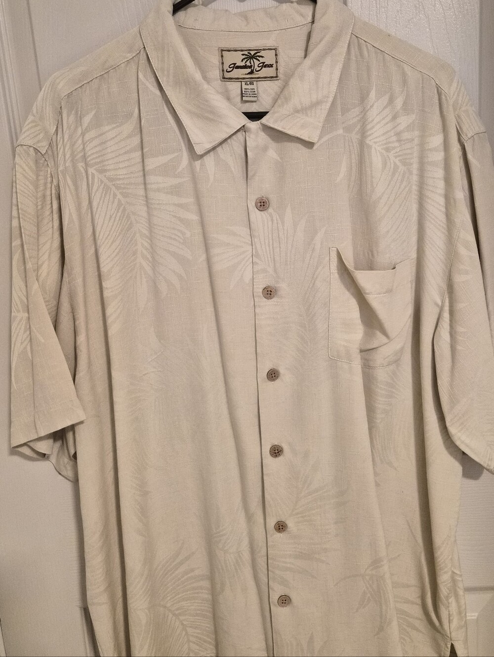 Jamaica Jaxx Men's Cream Palm-Print Short Sleeve Button-Down Shirt 100% Silk